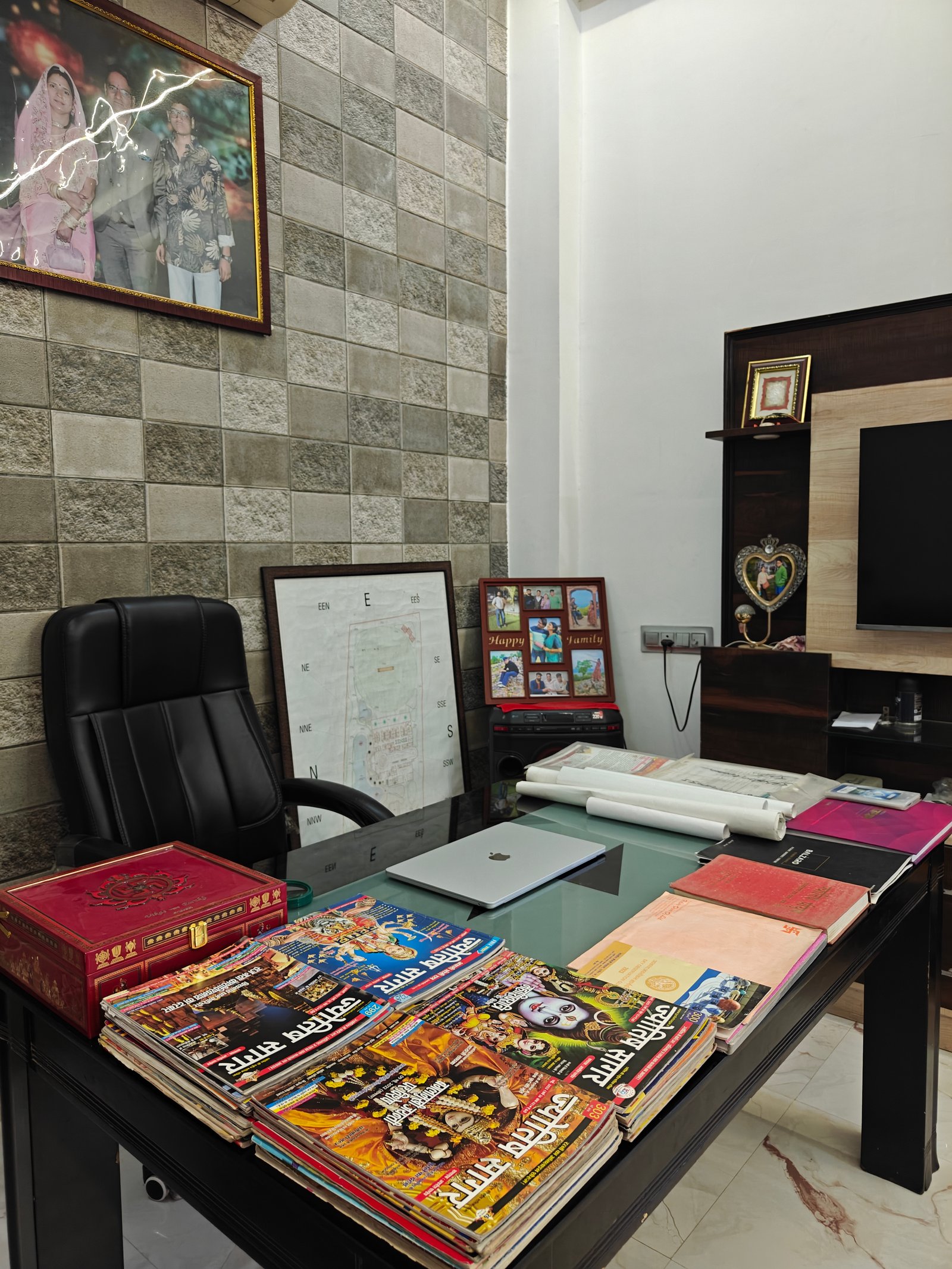 Reference books and charts used in palmistry and astrology consultations